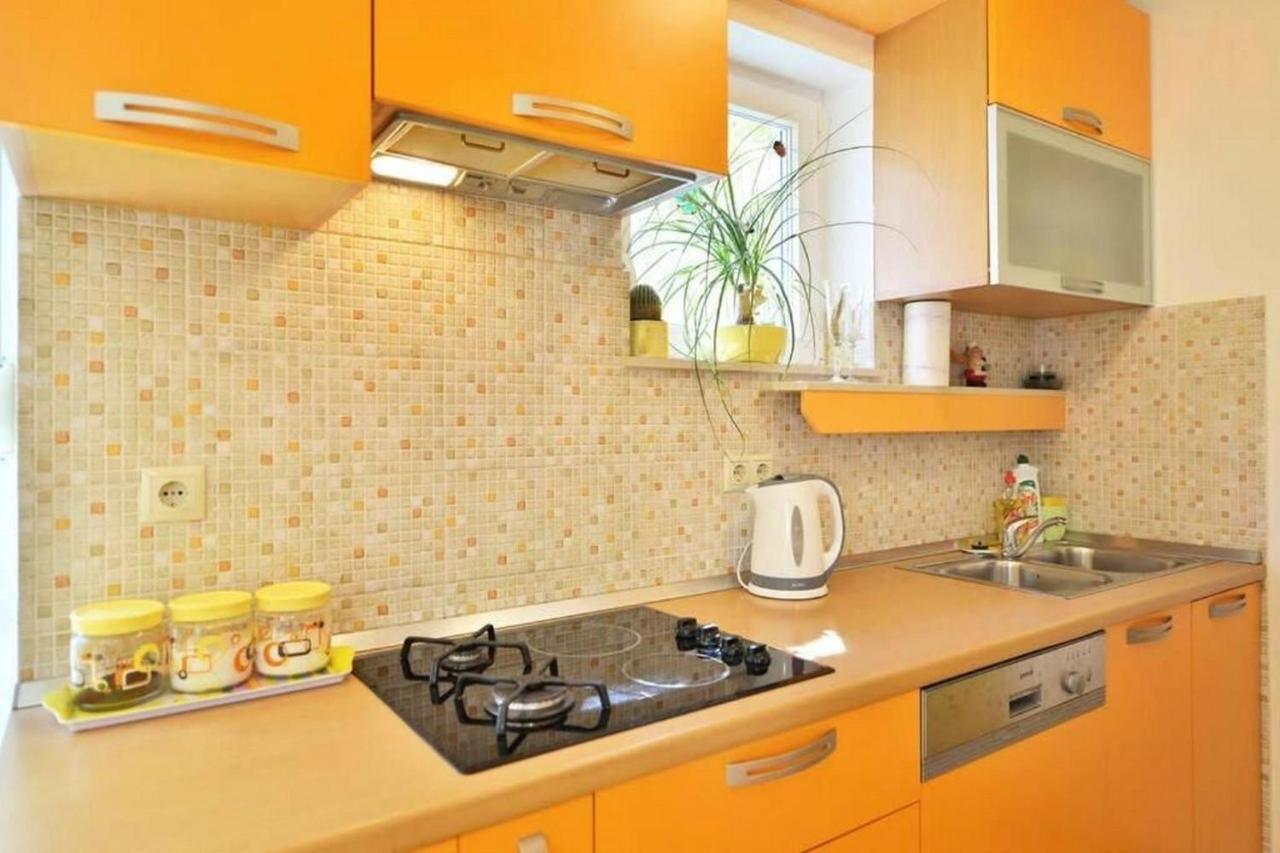 Apartment Vicko Omiš Exterior foto